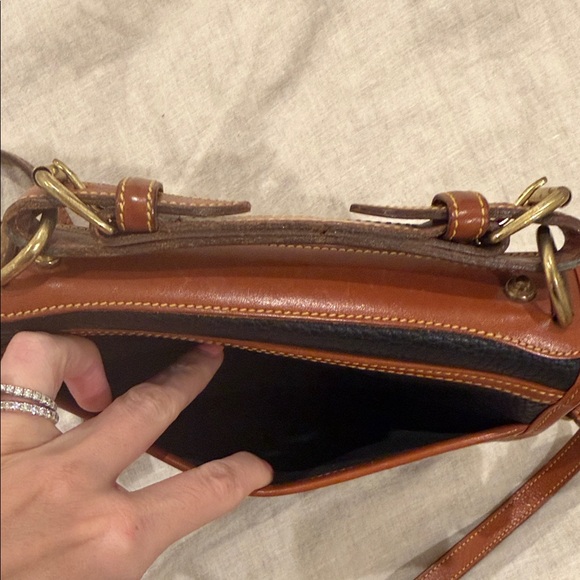 Vintage Dooney & Bourke Crossbody Bag - Picture 7 of 10
